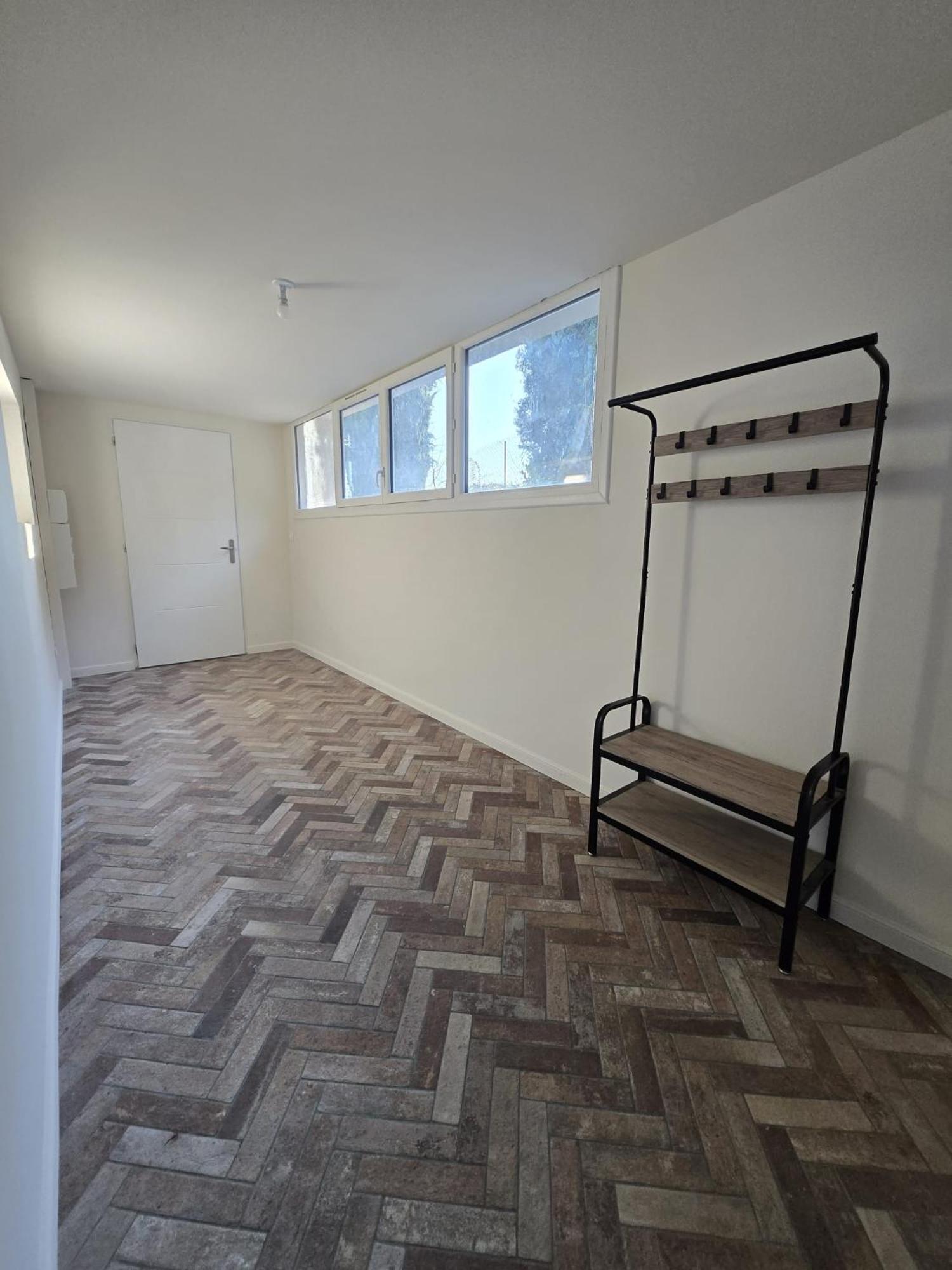 T3 Des Ecorchats Montluel Luaran gambar